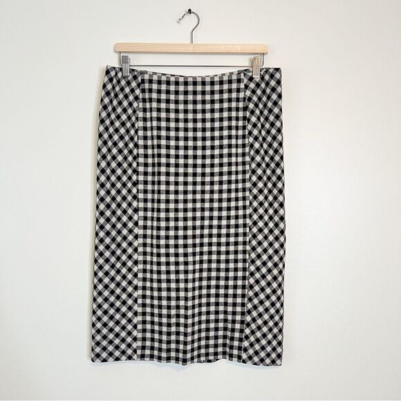 J. Jill Ponte Black and White Gingham Check Pencil Skirt Size Medium Pull on - Picture 2 of 8